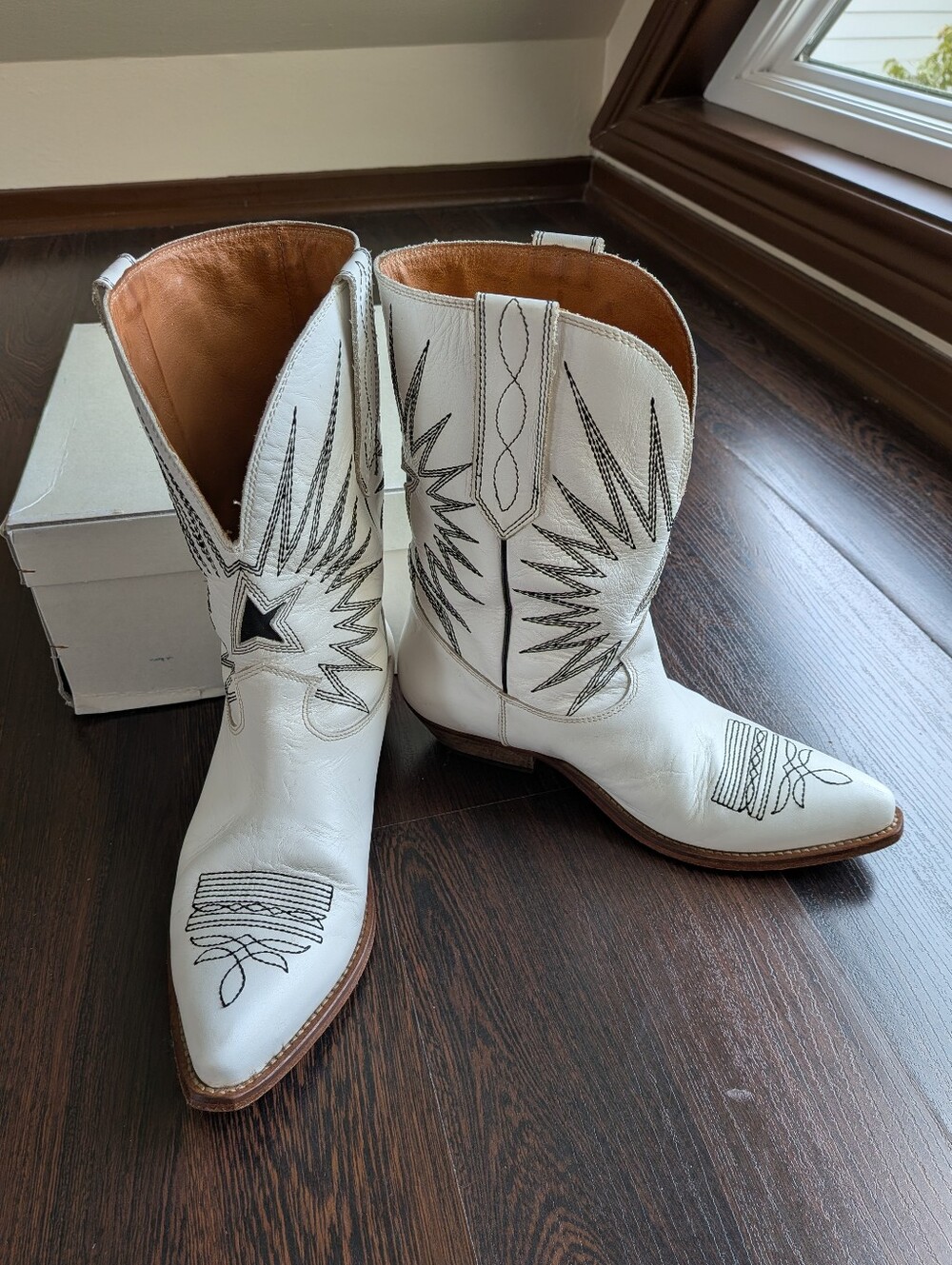 Golden Goose White Wish Star Western Boots